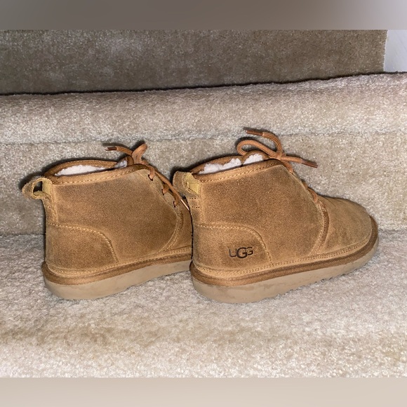 UGG Neumel Boots - Size 3 - Picture 3 of 7